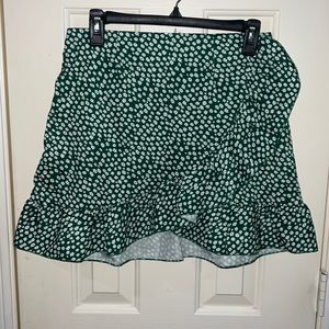 Adorable Green mini Skirt!